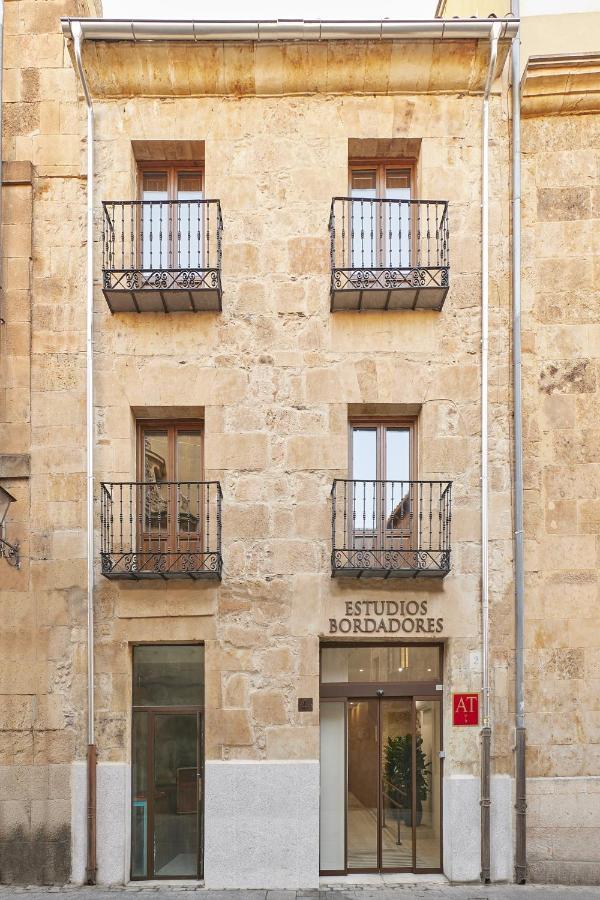 Estudios Bordadores By Valdesierra Salamanca Bagian luar foto